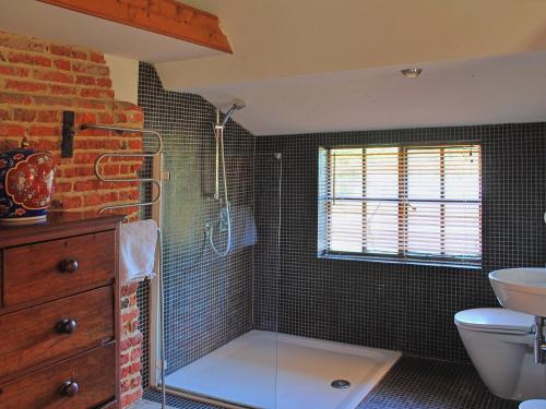 A szálláshely kívülről, Burnt House Cottage in Darmsden