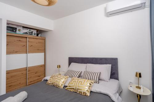 Apartment image 10