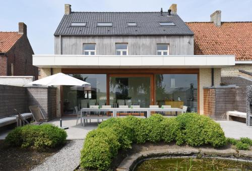 外部景觀, Rue du Canal in 阿爾弗靈厄姆