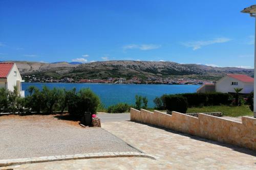 Apartments by the sea Pag - 24596 - Location saisonnière - Stari Okić