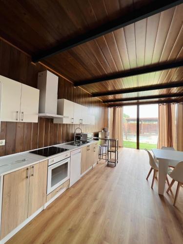 One-Bedroom House image 4