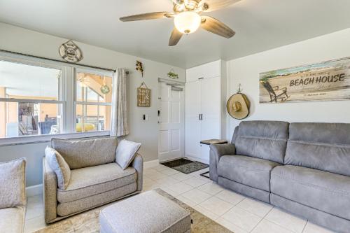 Treasure Island Condo - Sunset and Beach Views! in St Pete Beach, USA