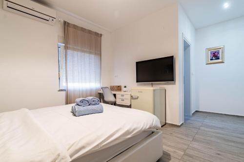 Lalic Gallery Villa - image 3