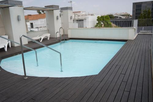 Rastro Jardines de Murillo, by Homing U - Seville