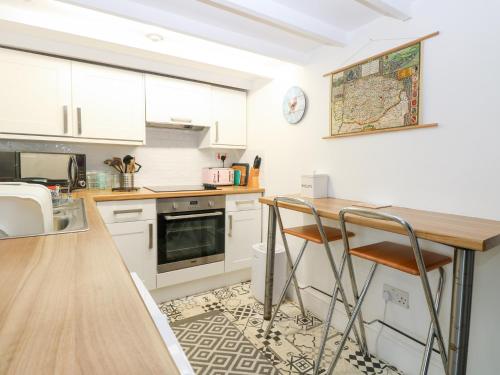 Broom Cottage King's Lynn - image 13