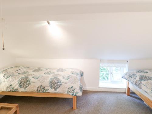 Broom Cottage King's Lynn - image 6