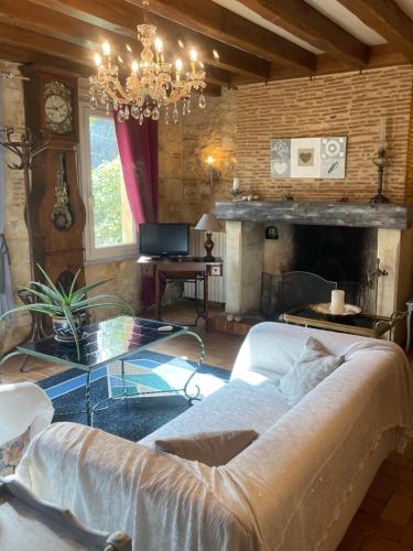Maison Périgourdine de charme dans la campagne proche de Bergerac (Maison Perigourdine de charme dans la campagne proche de Bergerac) in Monsaguel
