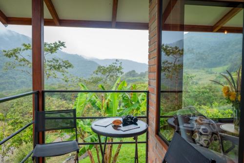Cabañas Las Nubes (Cabanas Las Nubes) in Cosanga