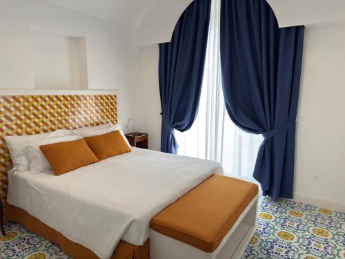 2 bedrooms, 3 beds