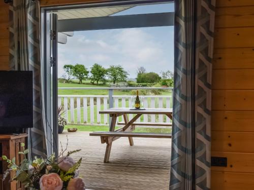 A szálláshely kívülről, Pine Lodge - Uk30007 in Urswick