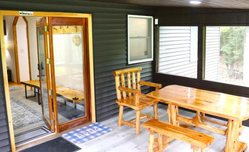 Forest Lake Haven Guest House in วอร์เรนส์เบิร์ก (นิวยอร์ก)