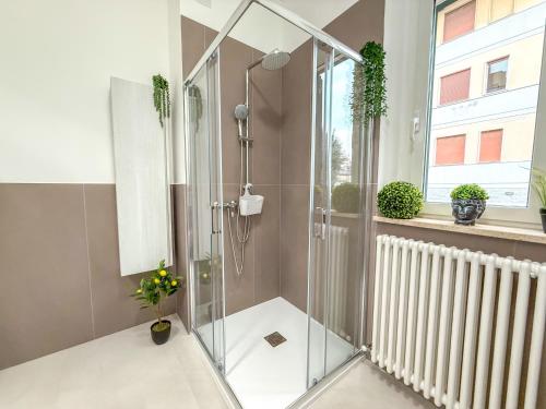 Apartment image 8