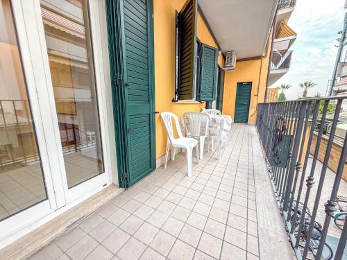 Apartment image 6