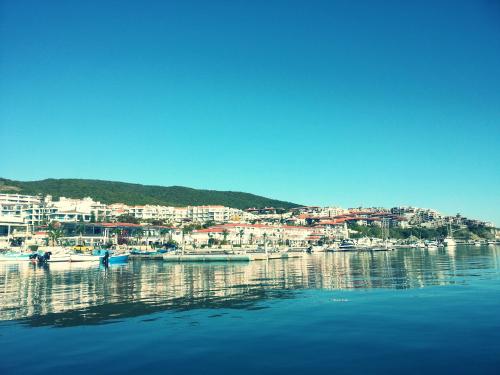 Guest House Rona - Free Parking and Sea View - image 3