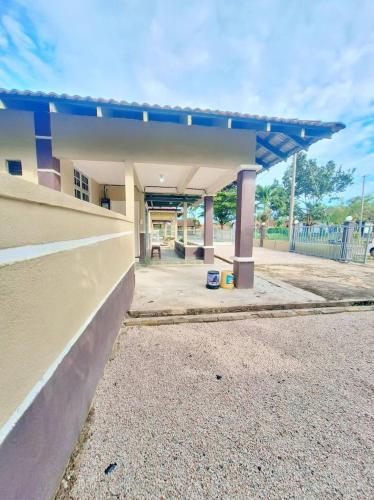 Homestay Bourgenvilla Sura tengah Dungun Terengganu in Dungun