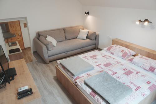 Farmhouse Soklic in Bohinji-tó