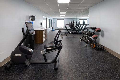 Holiday Inn Express and Suites Meriden, an IHG Hotel in Meriden, USA