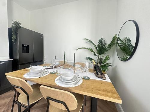 Stylish Highland-Theme 2BR Sefton Park near Ingram Thai Restaurant & Bar