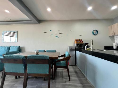 Fasilitas, Luxe Modern-5 Star Area-Walk 2 Beach-Pool-View-King Bed in Mazatlán