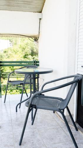 Taz Apartments in Peshtani