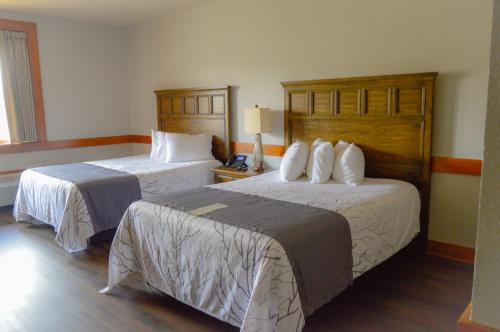 Quad room