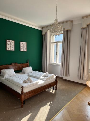 Privatzimmer im ehemaligen Grand Hotel de l Europe in Bad Gastein, Österreich