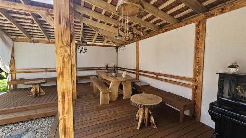 Instalações, Ziediņi (Ziedini) in Auciems