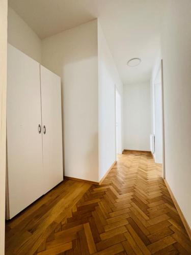 Central - Modern - Free Parking - Top2 in Leoben