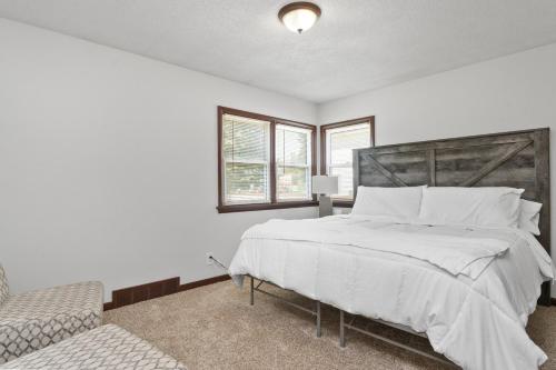 Relaxing Home Close to Malmstrom AFB and Aquatic Center - image 14