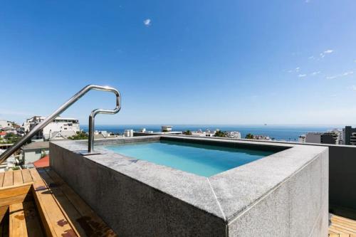 Chic Studio in Sea Point Close to Beach - image 13