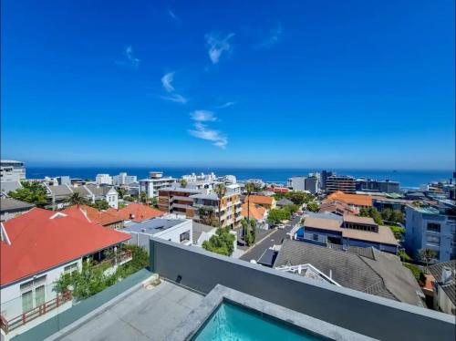Chic Studio in Sea Point Close to Beach - image 5