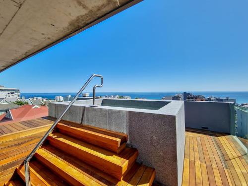 Beautiful Home Perfect Location - image 9