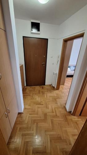 One-Bedroom Apartment image 10
