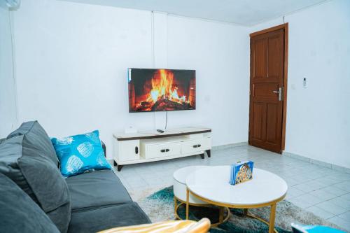 Two-Bedroom Apartment image 4
