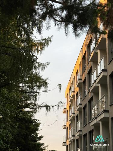 Зовнішній вигляд готелю, NOWE APARTAMENTY SZYNDZIELNIA GÓRY & RELAX & CISZA & BALKON & Parking (APARTAMENTY SZYNDZIELNIA 2 POKOJE & BALKON & PARKING & ROWEROWNIA WORKATION Home OFFICE - NOWA NAJLE) in Бельсько-Бяла