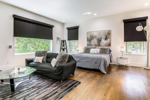 Luxe Buckhead Retreat 6 Mi to Dtwn Atlanta in Lindridge-Martin Manor