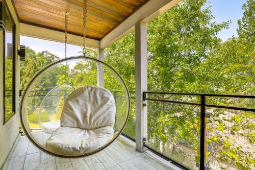 Luxe Buckhead Retreat 6 Mi to Dtwn Atlanta in Lindridge-Martin Manor