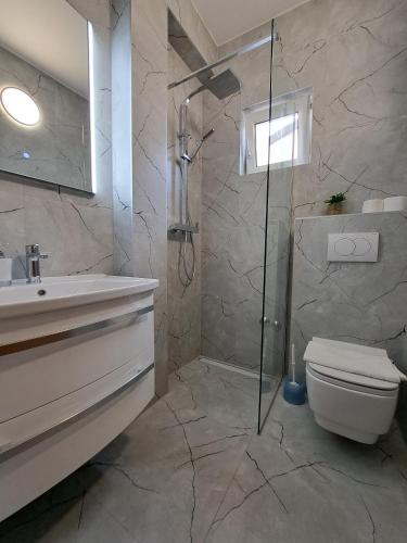 One-Bedroom Apartment - First Floor image 3