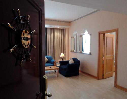Beach Bay Hotel Muscat Image 17
