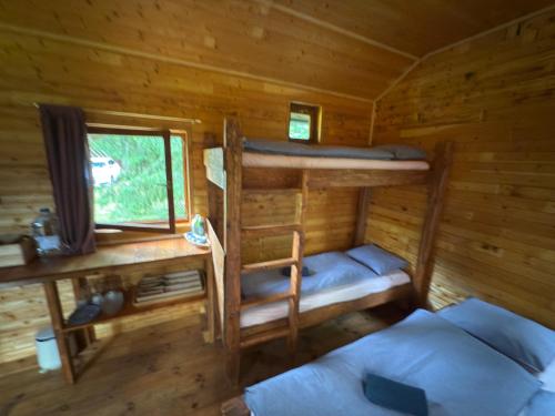 Chaloupka na jehličí (Chaloupka na jehlici) in Všelibice