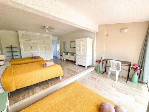 Private terrace, pool & beach just steps away, Cancún (photo 10)