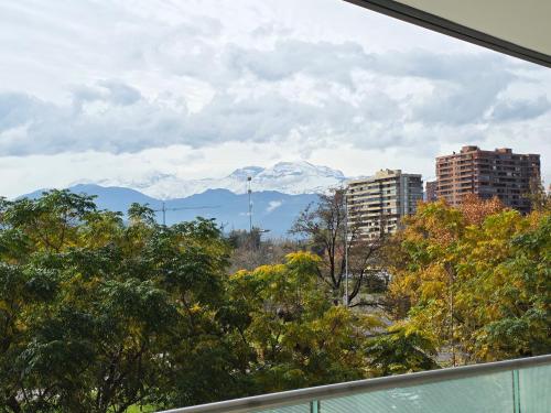 Tudptoenchile, Santiago
