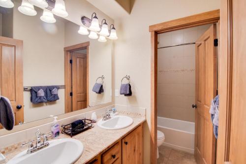 Winter Park Chalet with Hot Tub and Free Shuttle! - image 6