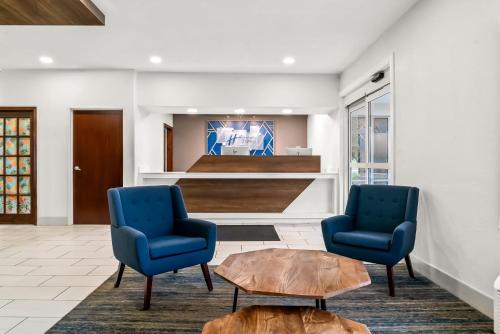 Holiday Inn Express Lapeer an IHG Hotel - image 12