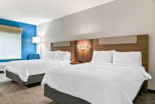 Holiday Inn Express Lapeer an IHG Hotel - image 9