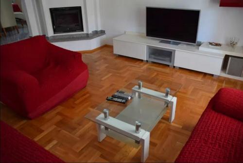 Family friendly house with a swimming pool Sinj, Zagora - 24347 in Brnaze