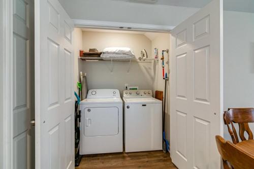 Unit #A 1010 Franklin St - image 4