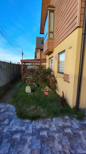 Casa Amoblada a pasos de Aeropuerto near สนามบินนานาชาติกาเรียลซูร์