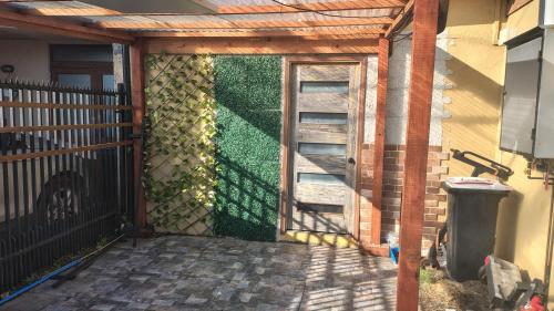 Casa Amoblada a pasos de Aeropuerto near สนามบินนานาชาติกาเรียลซูร์