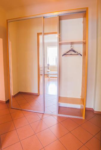 Heart of Old-Town Apartments - image 9